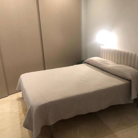 Estudio Con Parking Privado Madrid Exterior photo